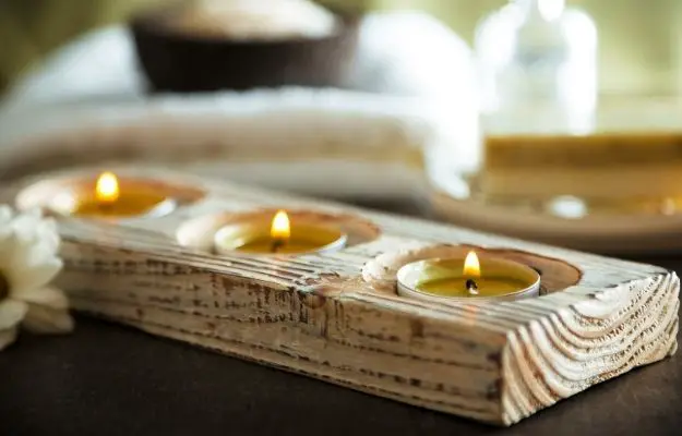 帶蠟燭的木製燭台- ​​木製燭台- ​​CA |  最適合您的 7 款 DIY 家具 |  燭台